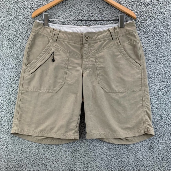 The North Face Pants - The North Face Hiking Shorts Women's Khaki Nylon   -   Size:   12